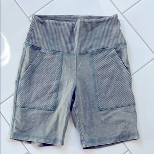 ❌Aerie Green Chill Play Move Shorts